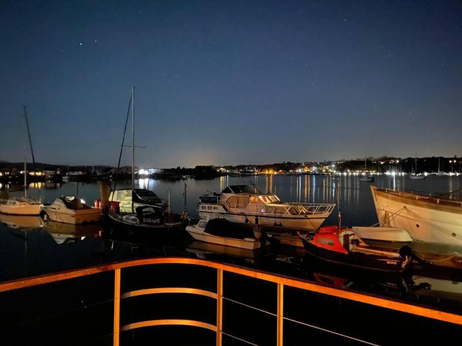 Houseboat Eleuthera Bembridge Εξωτερικό φωτογραφία