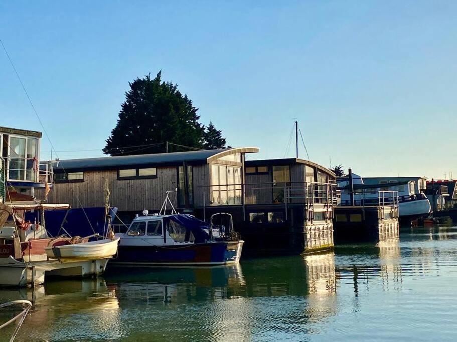 Houseboat Eleuthera Bembridge Εξωτερικό φωτογραφία