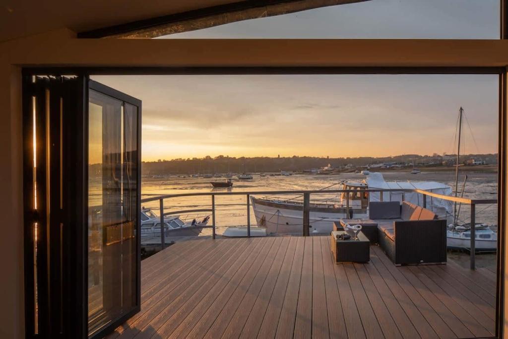 Houseboat Eleuthera Bembridge Εξωτερικό φωτογραφία